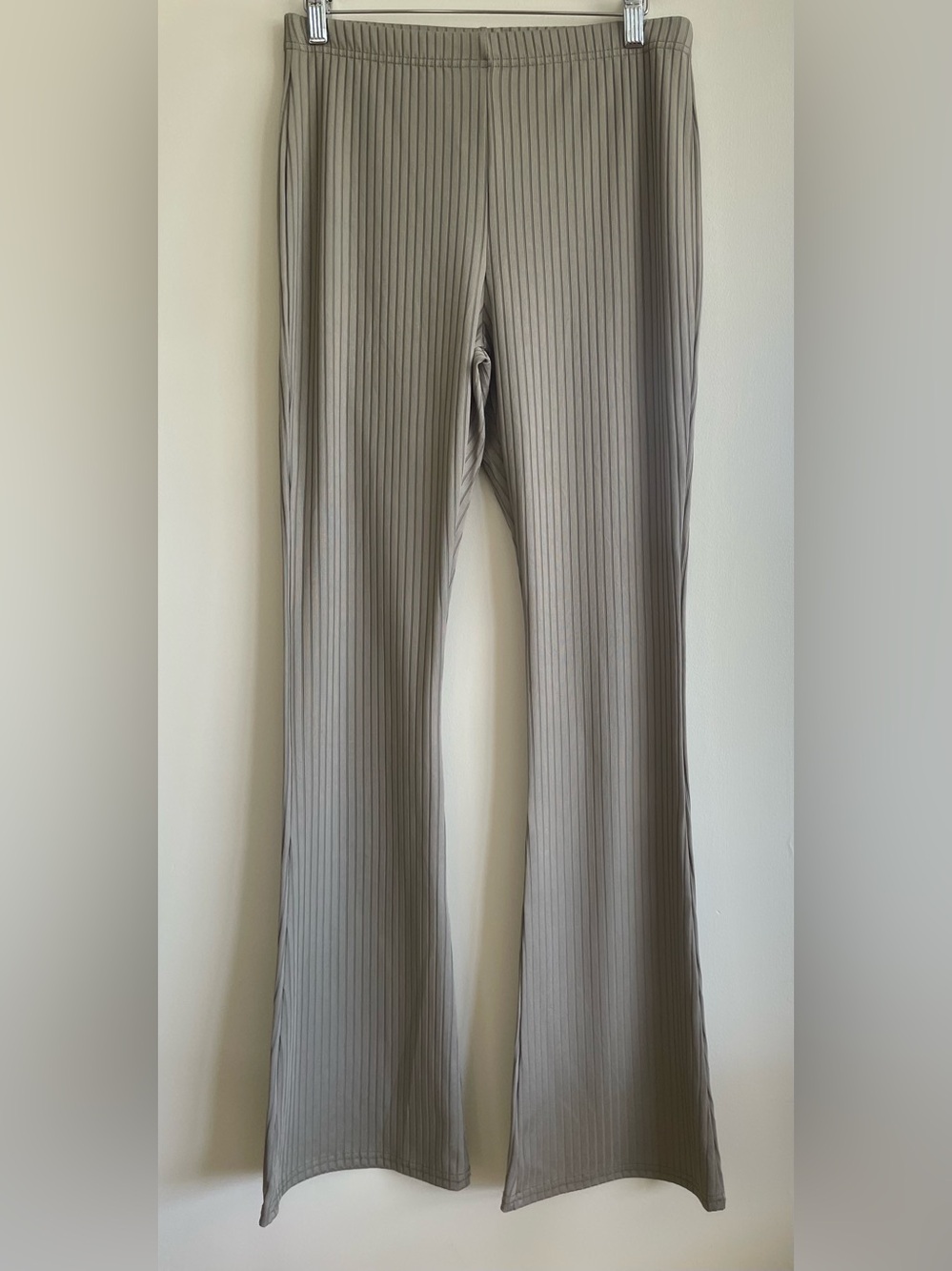 Topshop Ribbed Wide-Leg Leggings in Taupe